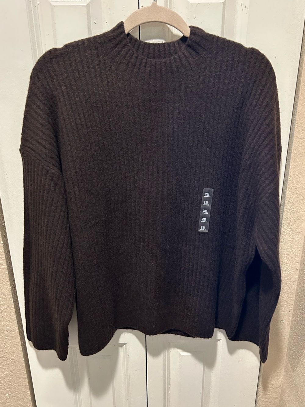 NWT Uniqlo Soufflé Yarn Mockneck Sweater in dark Brown , XL - Picture 6 of 11